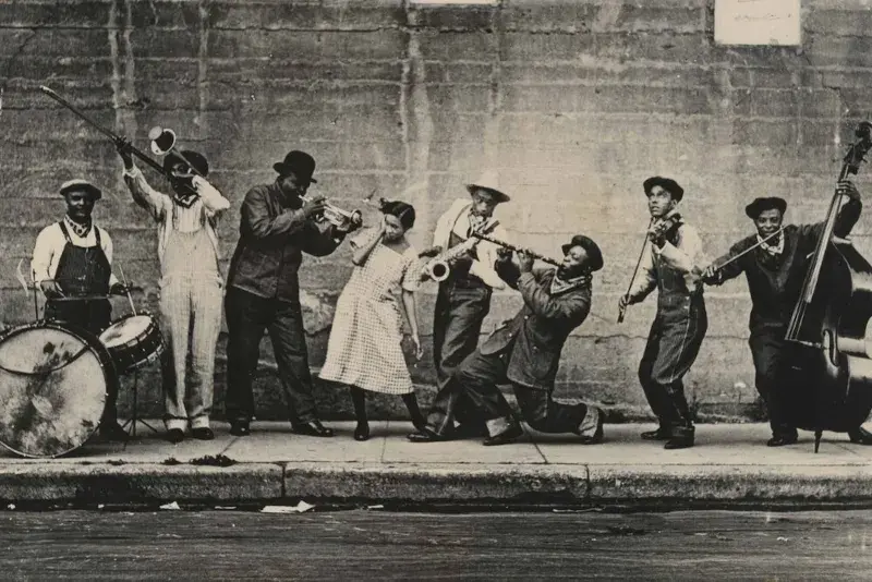 Kiedy powstał jazz? Odkryj fascynującą historię jego narodzin