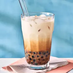 Jak zrobić bubble tea w domu: proste przepisy i smaki do wyboru